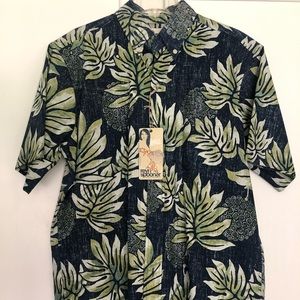 Reyn Spooner Classic Fit Moamahi Mens Medium